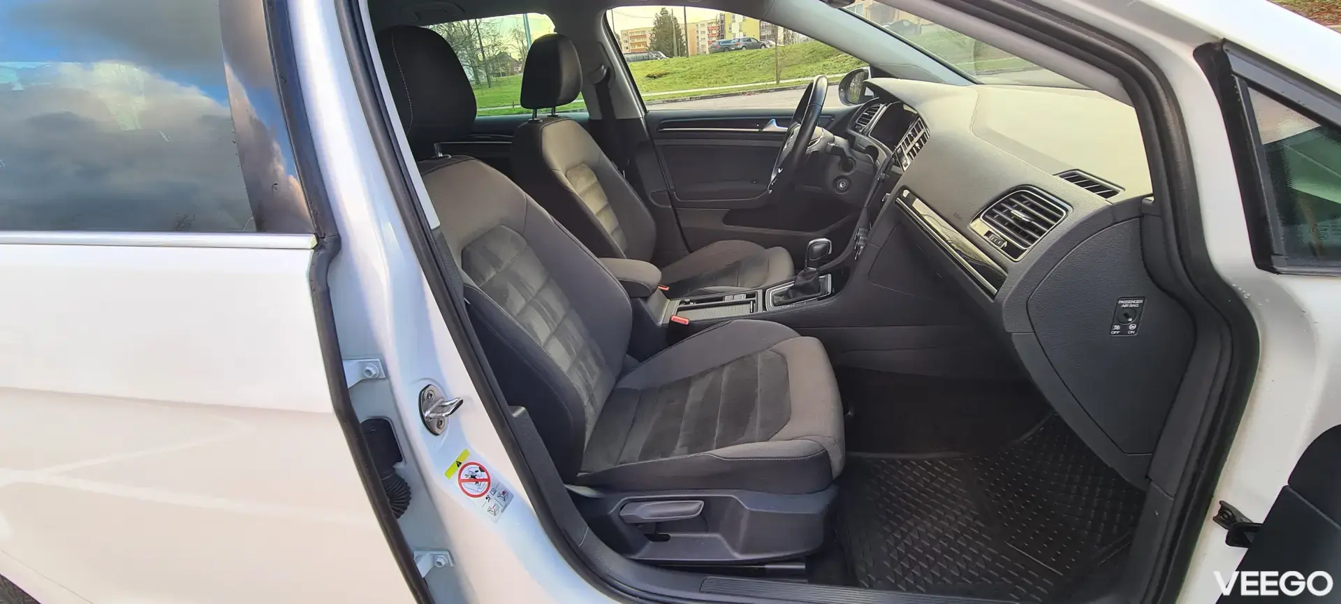 Volkswagen Golf 1.5 110kW