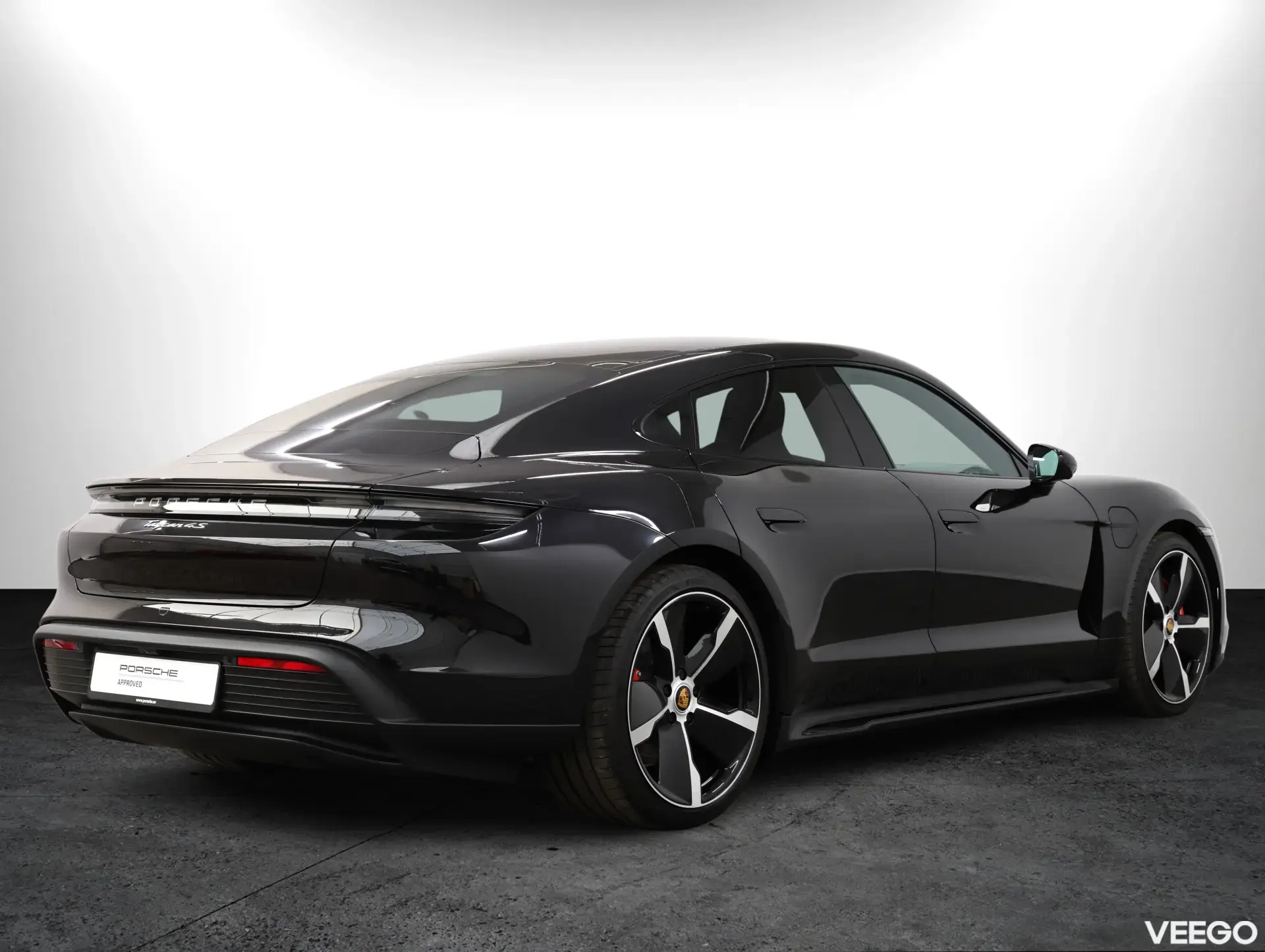 Porsche Taycan 4S 420kW
