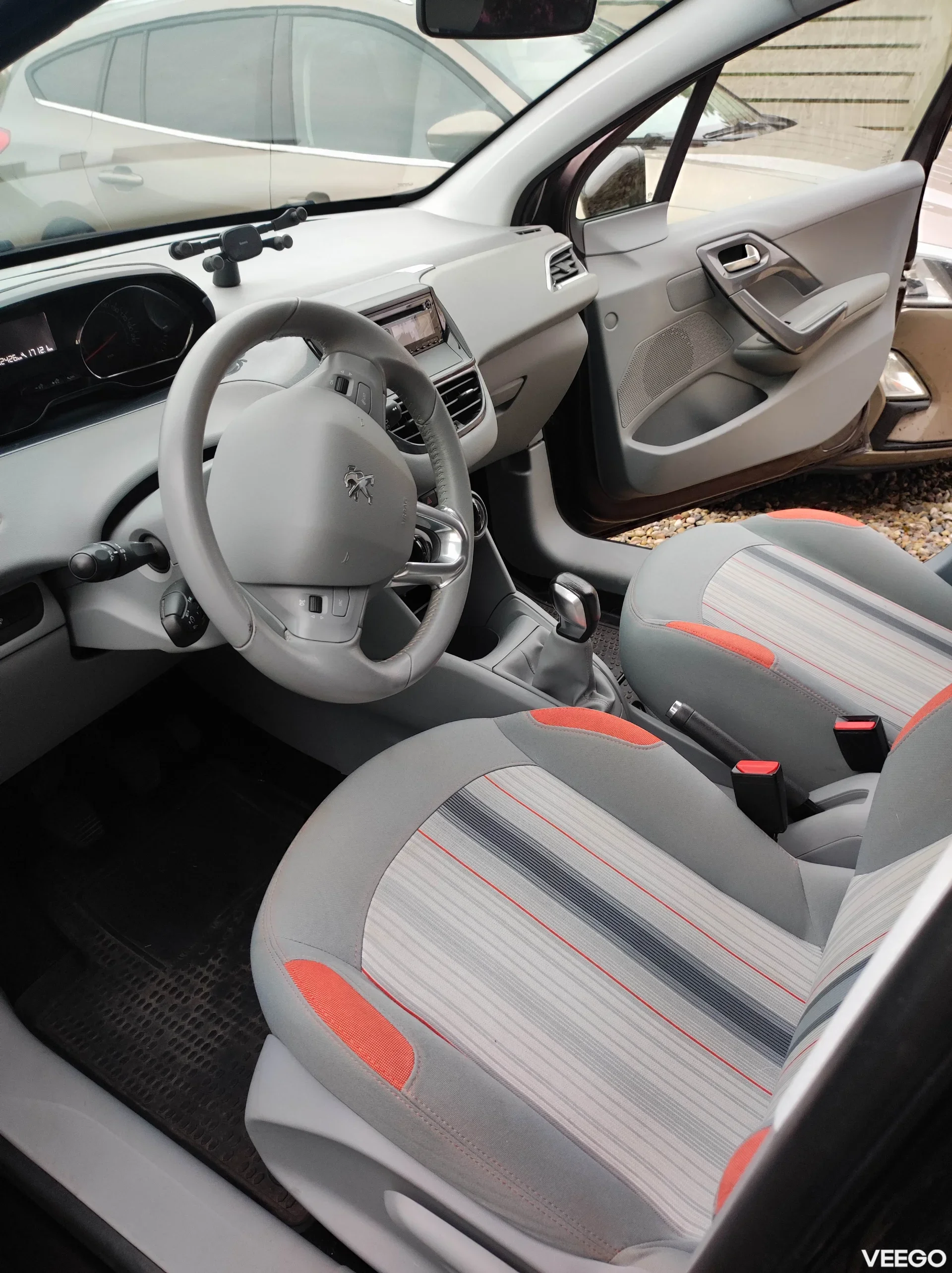 Peugeot 208 1.4 70kW