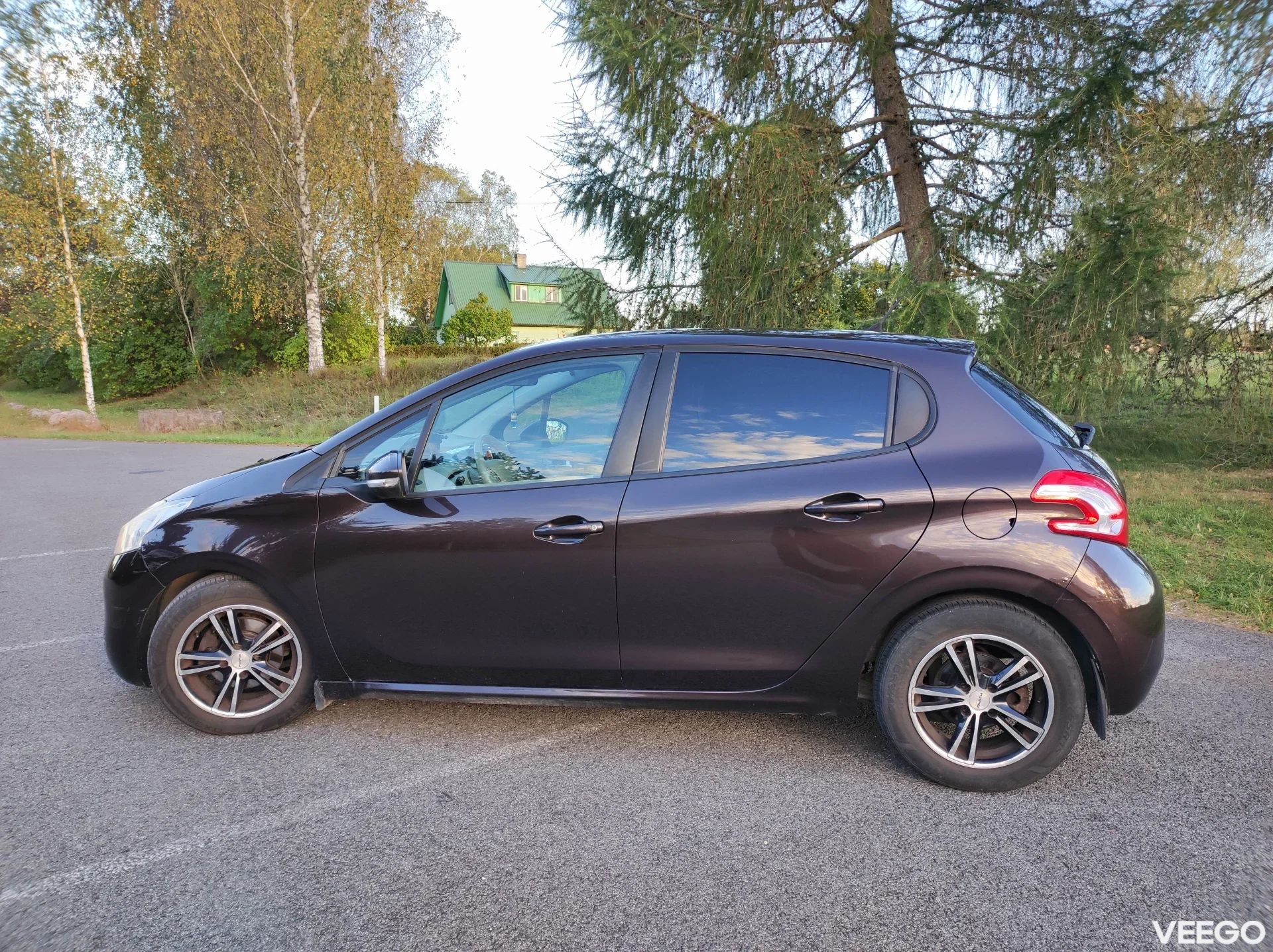 Peugeot 208 1.4 70kW