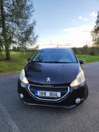 Peugeot 208 1.4 70kW thumbnail