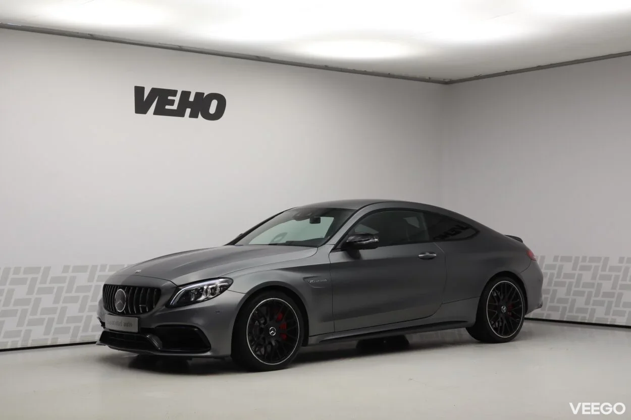 Mercedes-Benz C63 AMG Coupe 4 375kW