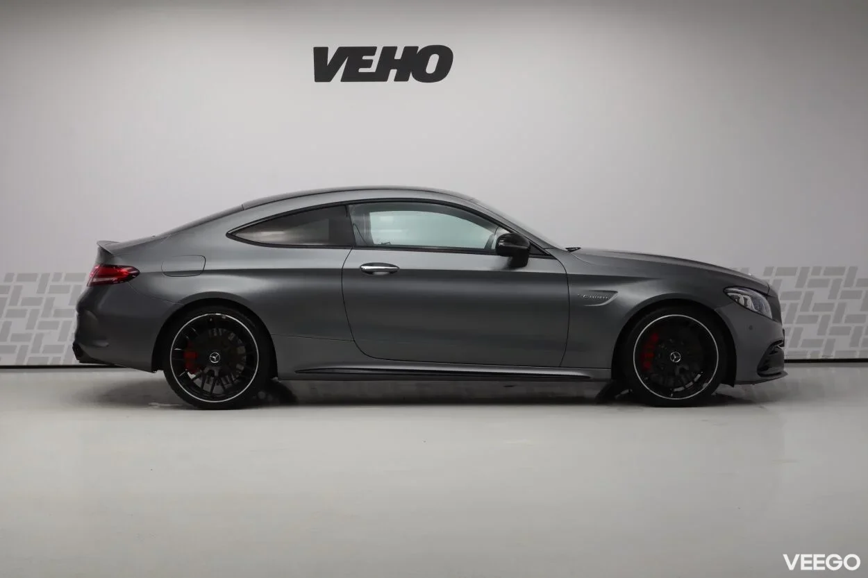 Mercedes-Benz C63 AMG Coupe 4 375kW