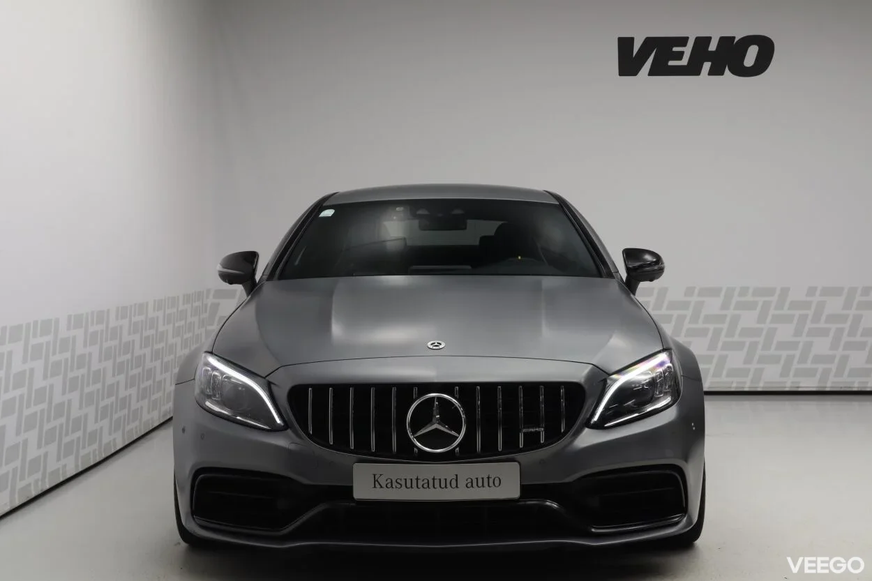 Mercedes-Benz C63 AMG Coupe 4 375kW