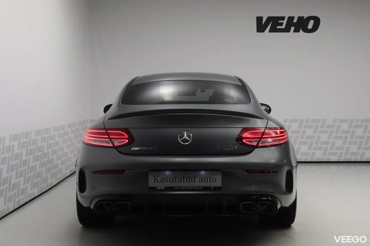 Mercedes-Benz C63 AMG Coupe 4 375kW