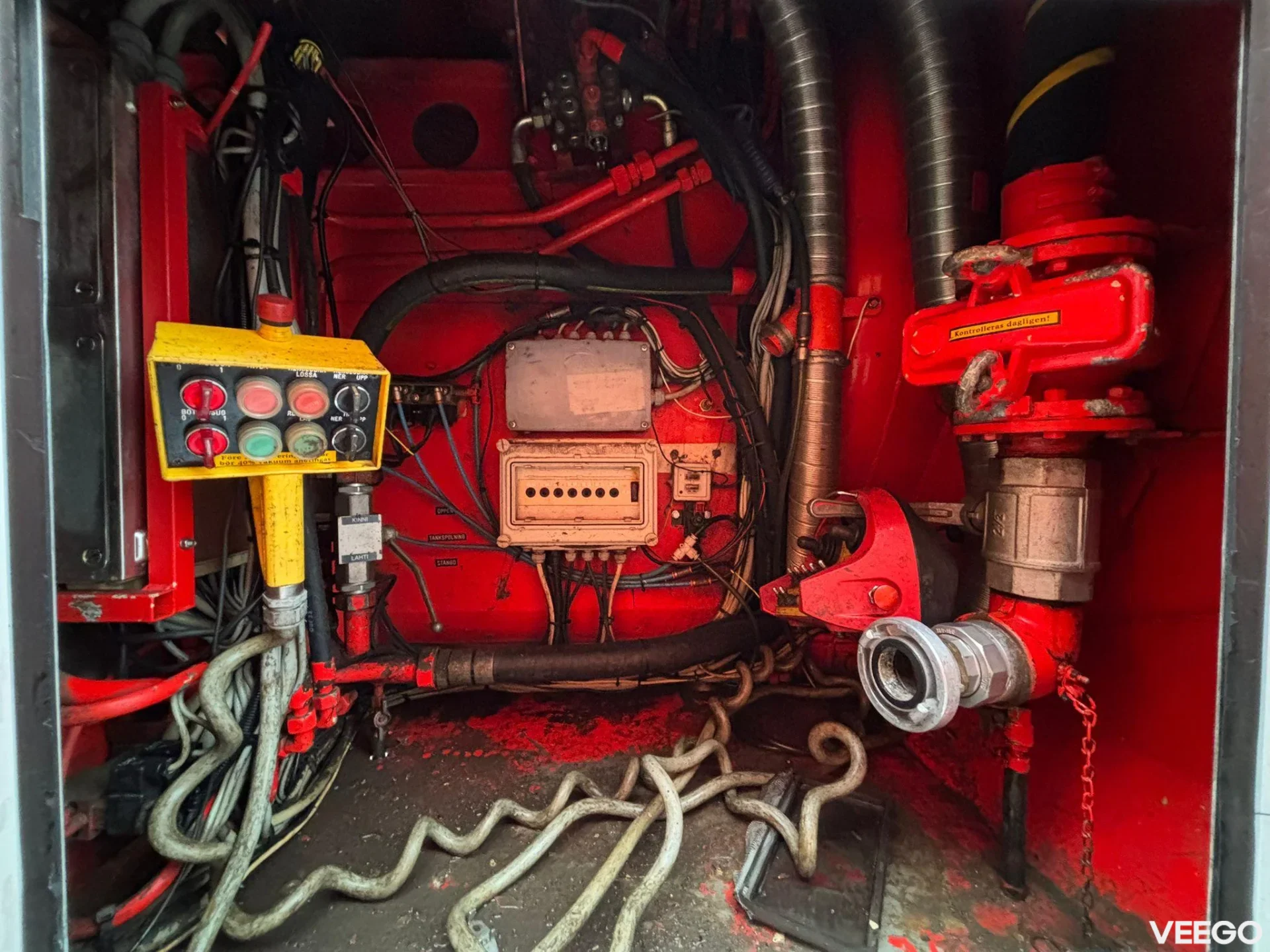 Scania P124 KORP&SON / TANK 8000 l / VACUUM Wittig RFW260 / PRESSURE Uraca DK716  140 bar / 400 l/min 309kW