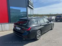 BMW 320D XDRIVE Touring 2.0 140kW thumbnail