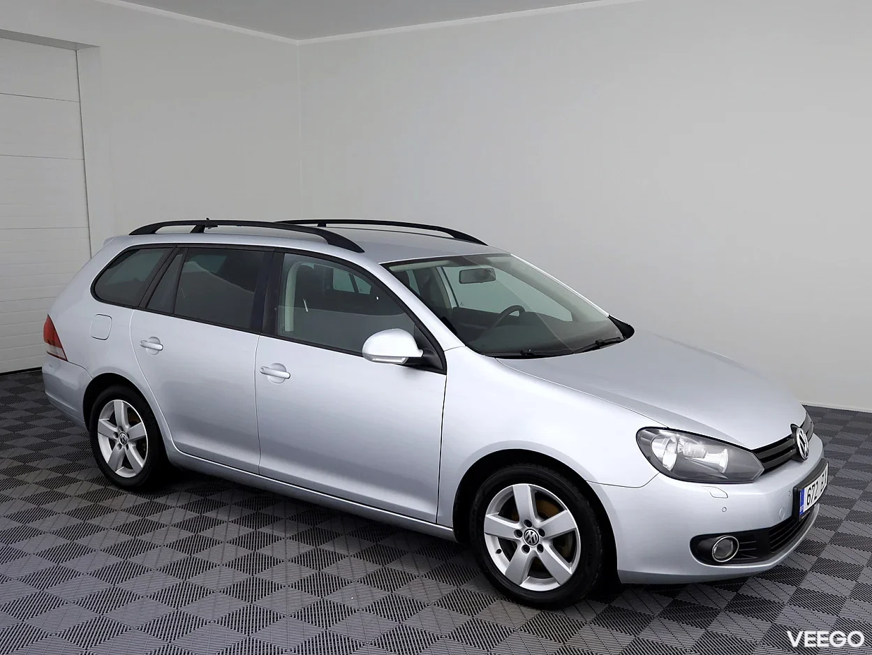 Volkswagen Golf 1.6 77kW