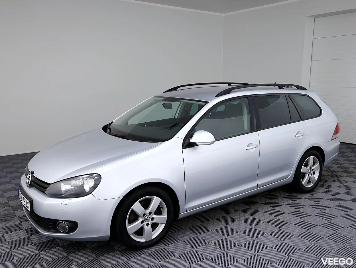 Volkswagen Golf 1.6 77kW
