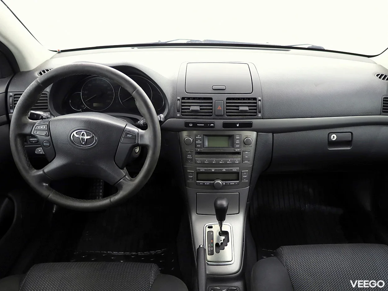 Toyota Avensis 1.8 95kW