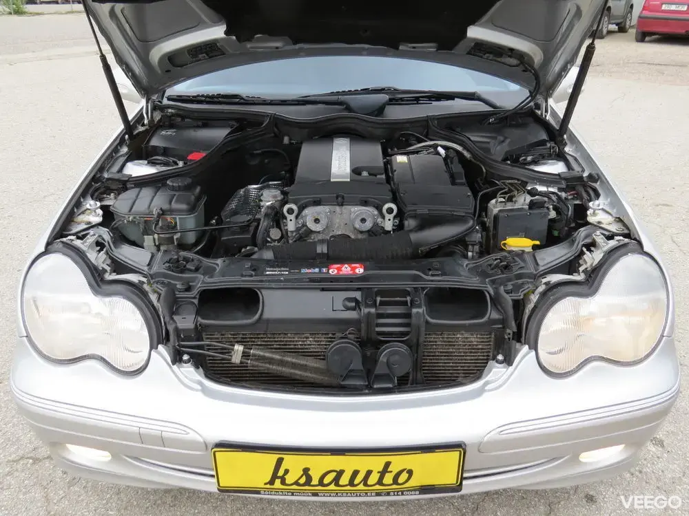 Mercedes-Benz C 180 KOMPRESSOR Avantgarde 1.8 105kW