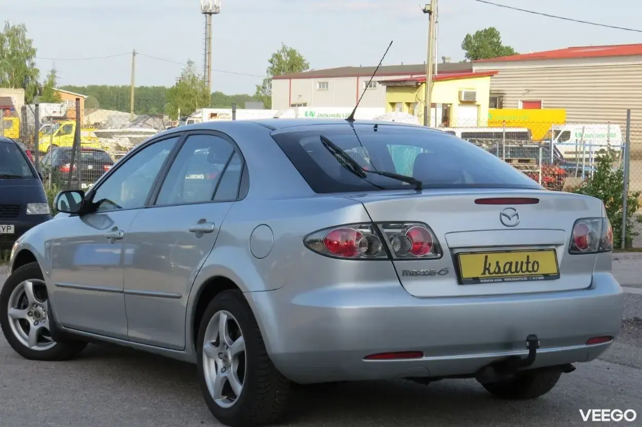Mazda 6 Elegance 2.0 105kW