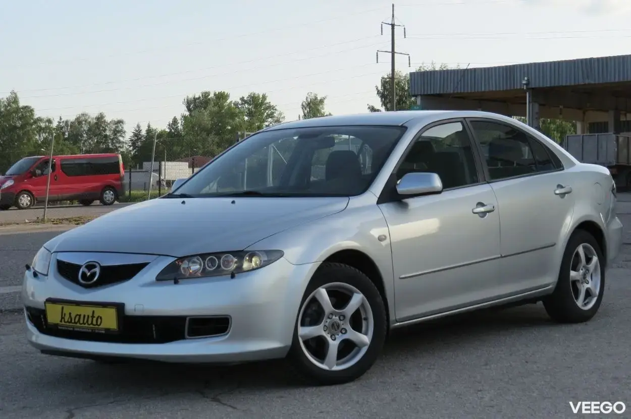 Mazda 6 Elegance 2.0 105kW