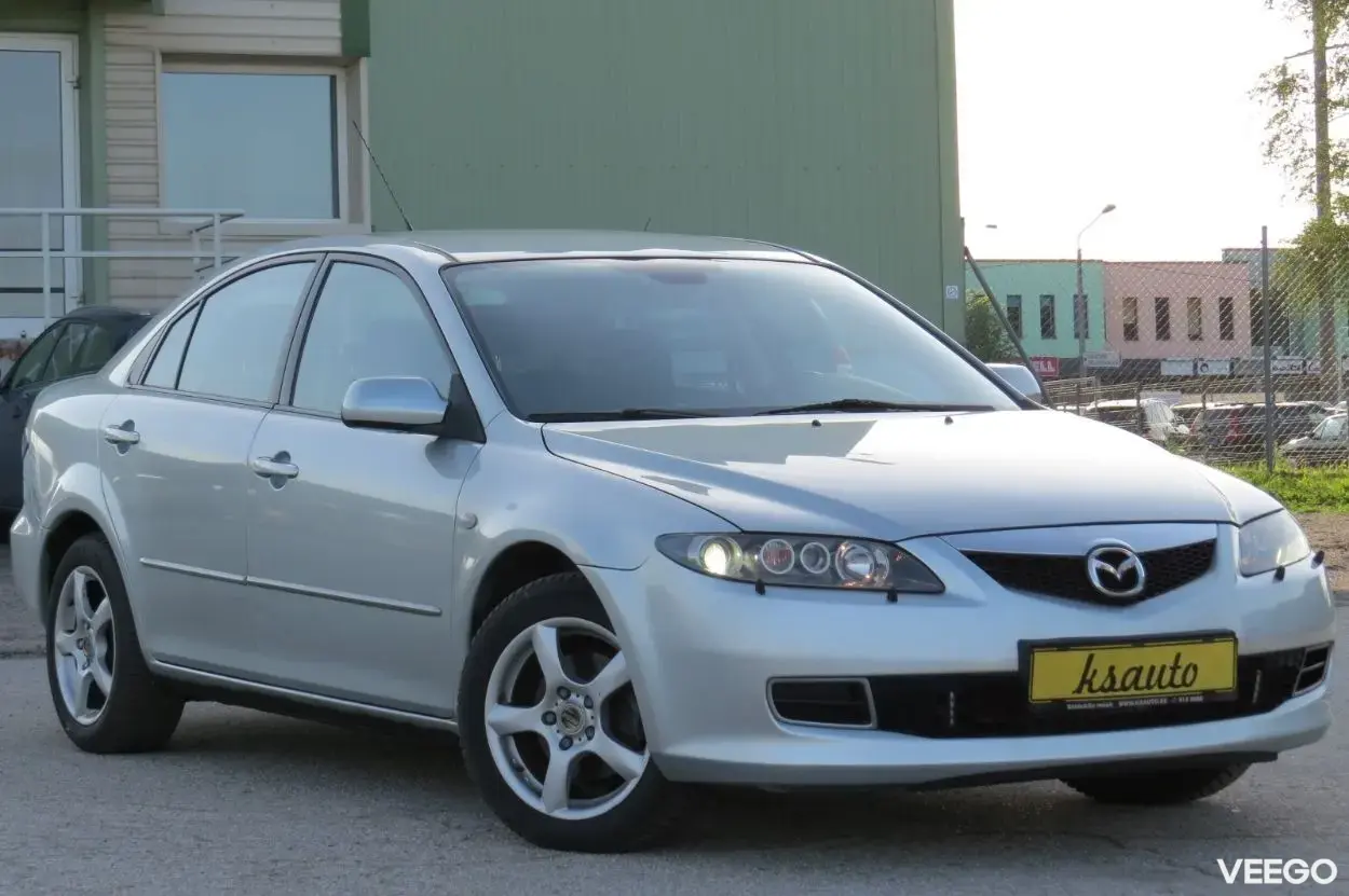 Mazda 6 Elegance 2.0 105kW