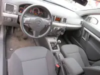 Opel Vectra Station Wagon 2.2 114kW thumbnail