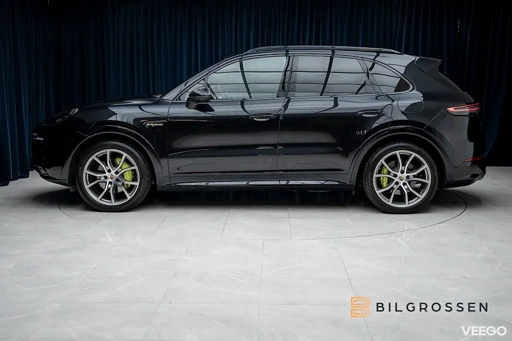 Porsche Cayenne E-Hybrid SportDesign 3.79% Bakaxelsytrning Softclose Pan 340kW