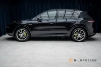 Porsche Cayenne E-Hybrid SportDesign 3.79% Bakaxelsytrning Softclose Pan 340kW thumbnail