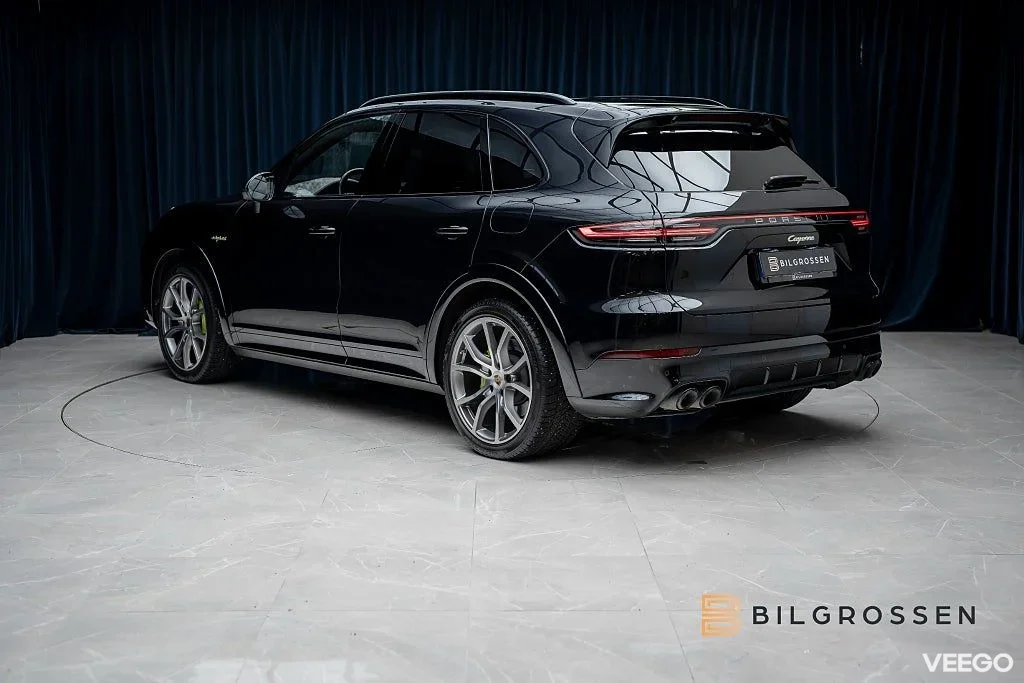 Porsche Cayenne E-Hybrid SportDesign 3.79% Bakaxelsytrning Softclose Pan 340kW