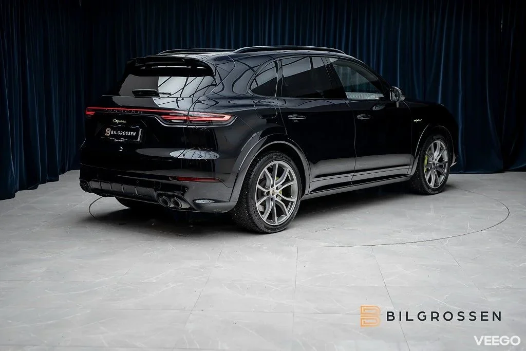 Porsche Cayenne E-Hybrid SportDesign 3.79% Bakaxelsytrning Softclose Pan 340kW