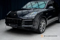 Porsche Cayenne E-Hybrid SportDesign 3.79% Bakaxelsytrning Softclose Pan 340kW thumbnail