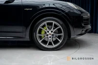 Porsche Cayenne E-Hybrid SportDesign 3.79% Bakaxelsytrning Softclose Pan 340kW thumbnail