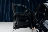 Porsche Cayenne E-Hybrid SportDesign 3.79% Bakaxelsytrning Softclose Pan 340kW thumbnail