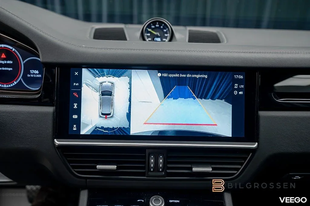 Porsche Cayenne E-Hybrid SportDesign 3.79% Bakaxelsytrning Softclose Pan 340kW