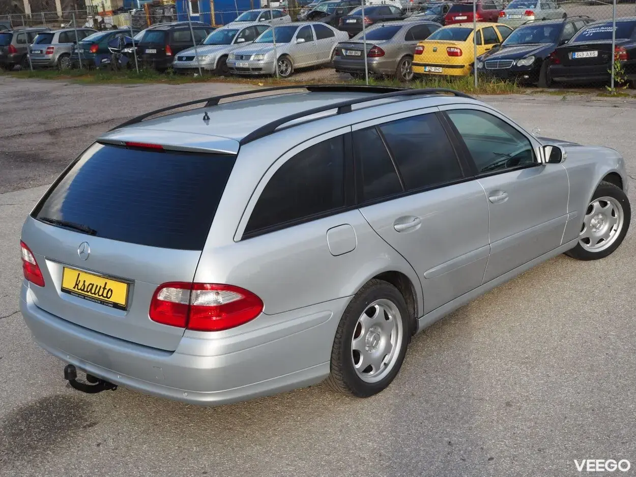 Mercedes-Benz E220 T Elegance 2.1 110kW