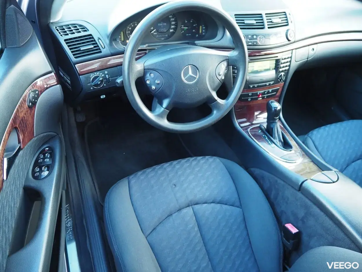 Mercedes-Benz E220 T Elegance 2.1 110kW