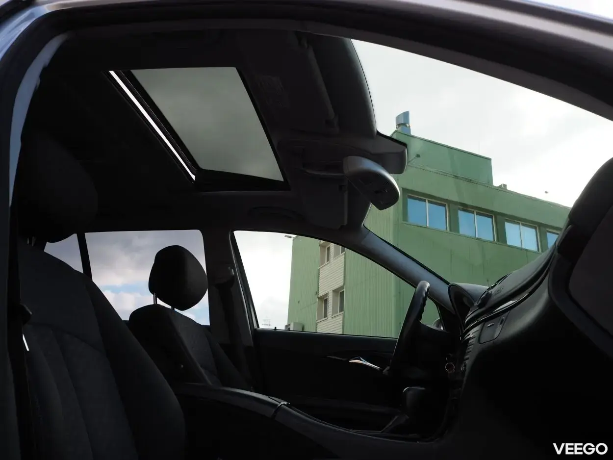 Mercedes-Benz E220 T Elegance 2.1 110kW