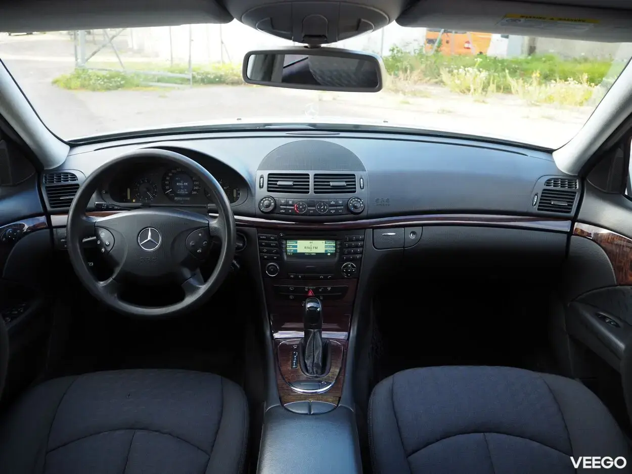 Mercedes-Benz E220 T Elegance 2.1 110kW