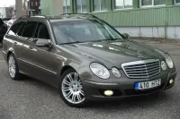 Mercedes-Benz E 220 CDI Elegance Facelift 2.1 125kW thumbnail