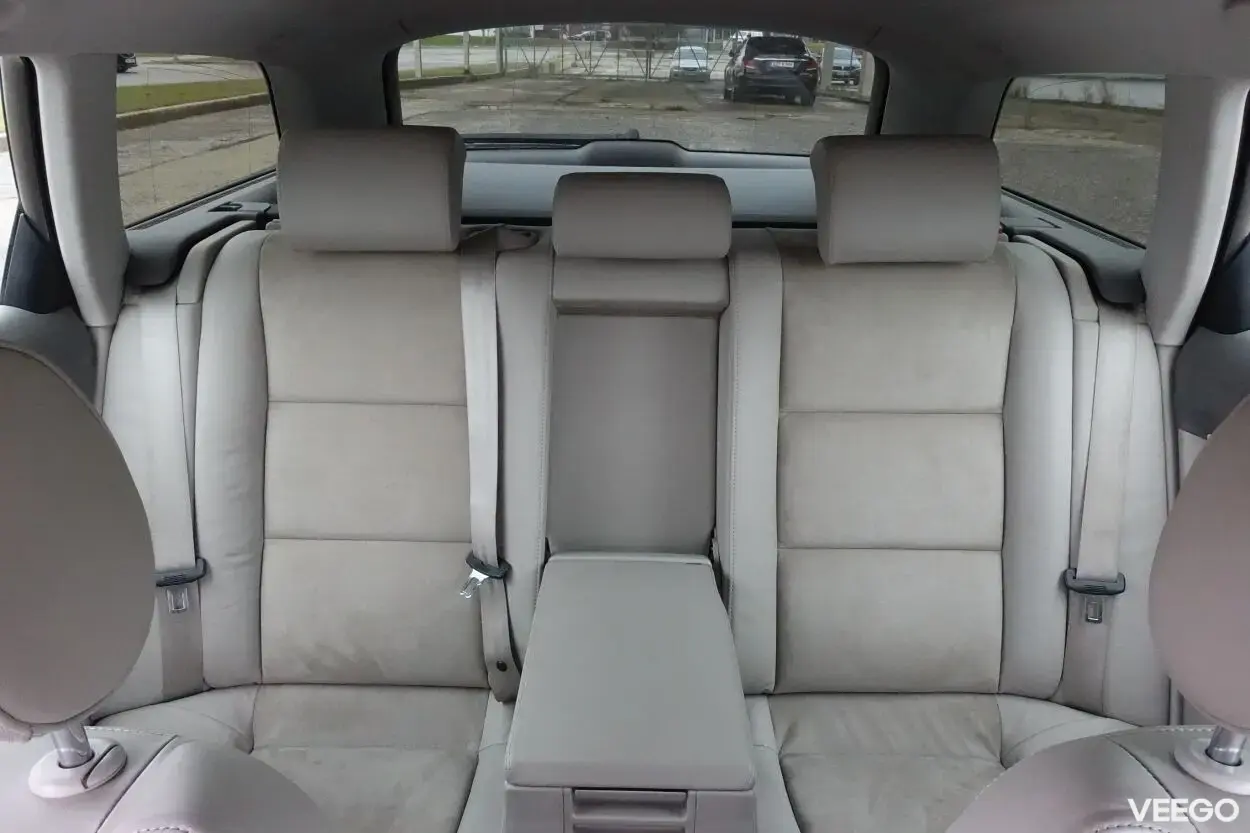 Audi A6 AVANT 3.0 176kW