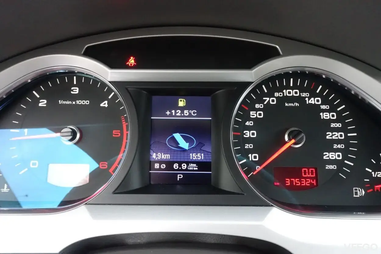 Audi A6 AVANT 3.0 176kW