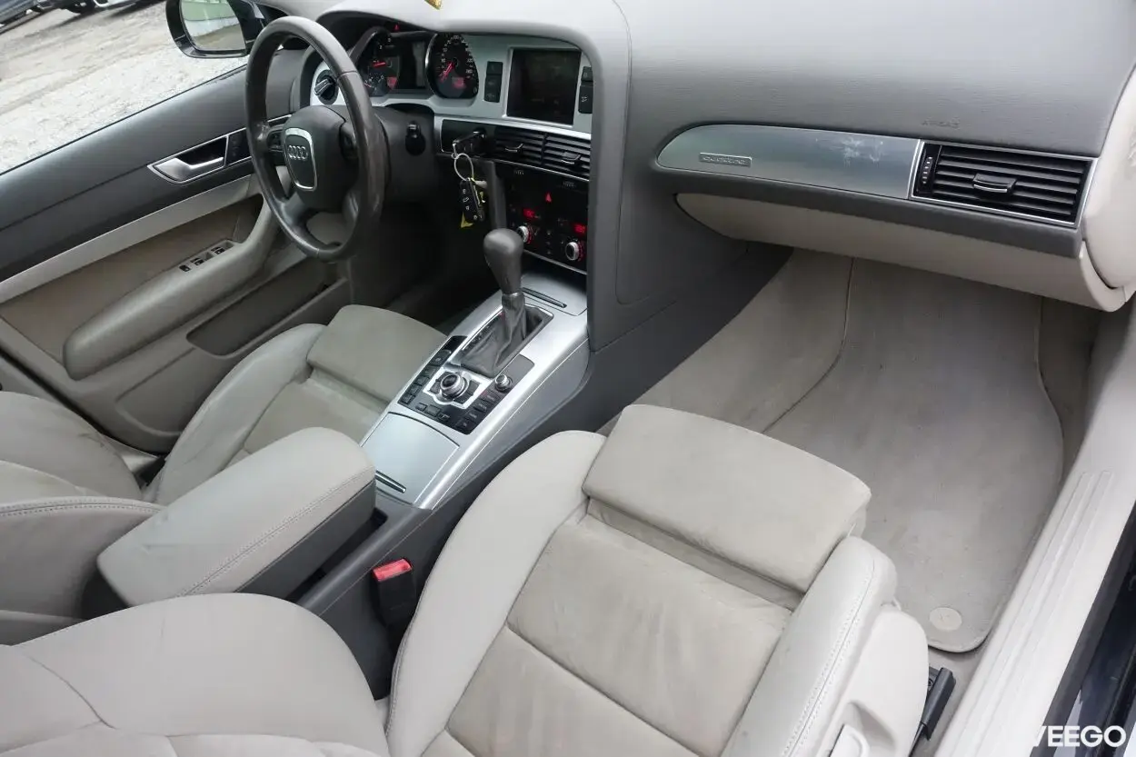 Audi A6 AVANT 3.0 176kW