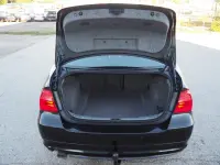 BMW 318D 2.0 105kW thumbnail