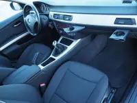 BMW 318D 2.0 105kW thumbnail