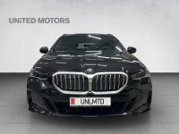 BMW 520 xDrive Touring M-Sportpakett 145kW thumbnail