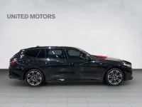 BMW 520 xDrive Touring M-Sportpakett 145kW thumbnail