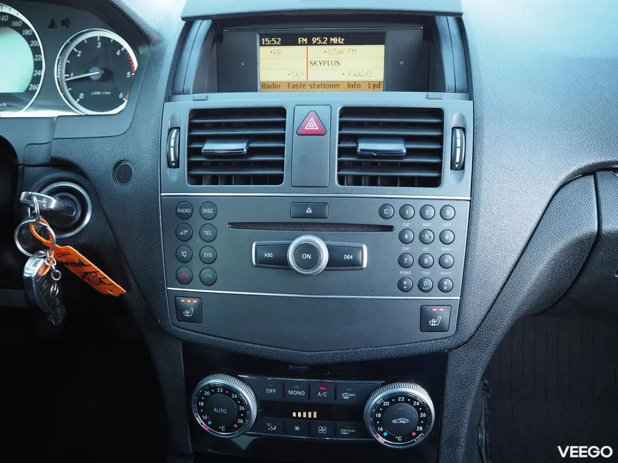 Mercedes-Benz C200 Elegance BlueEfficiency 2.1 100kW