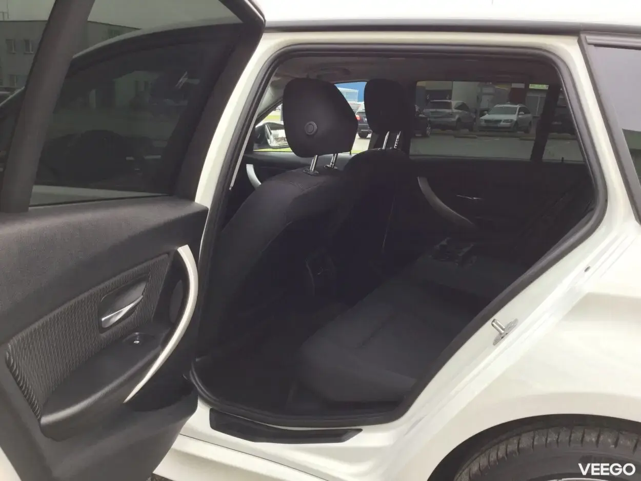 BMW 320D Touring 2.0 135kW