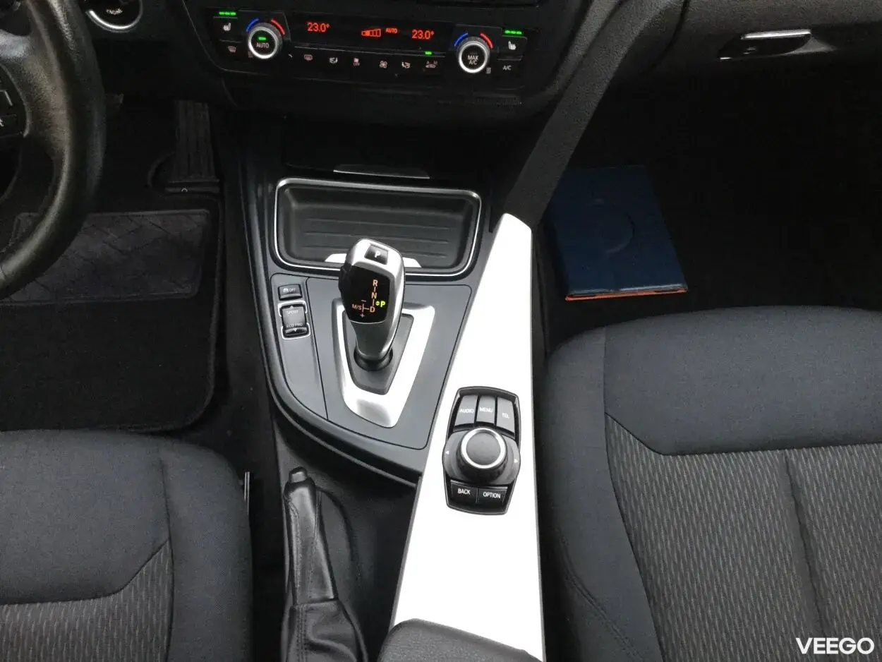BMW 320D Touring 2.0 135kW