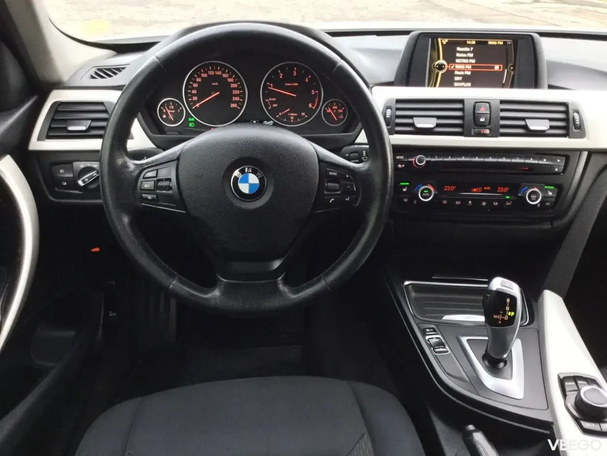 BMW 320D Touring 2.0 135kW