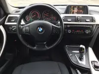 BMW 320D Touring 2.0 135kW thumbnail
