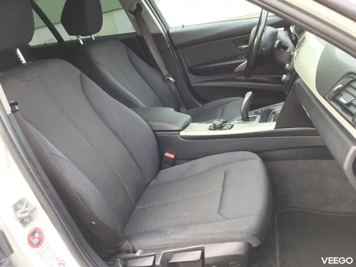 BMW 320D Touring 2.0 135kW