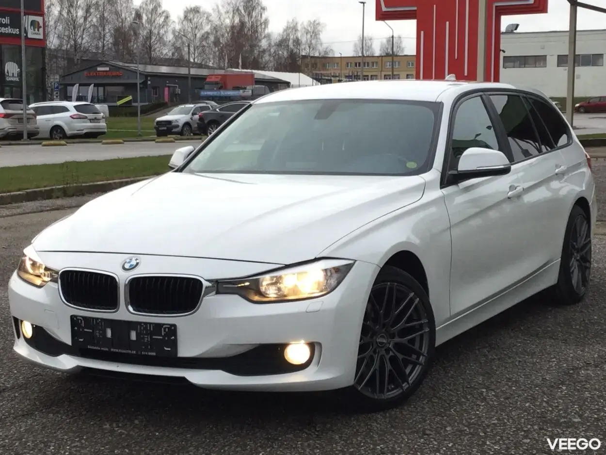 BMW 320D Touring 2.0 135kW