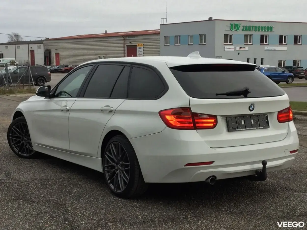 BMW 320D Touring 2.0 135kW