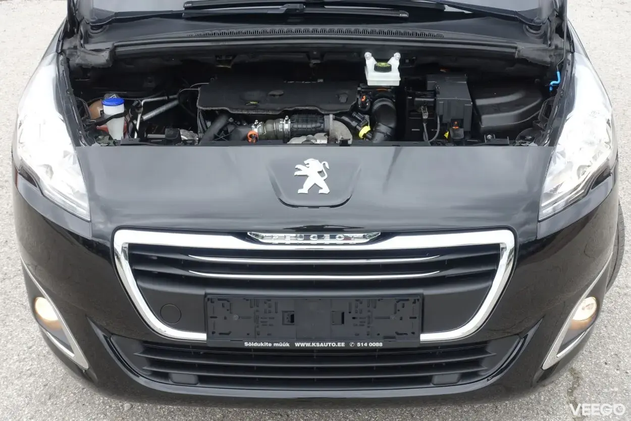 Peugeot 5008 Style 7k 1.6 84kW