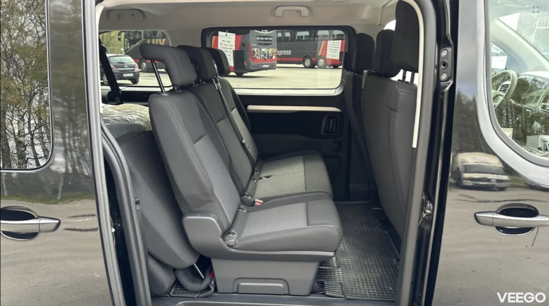 Opel Vivaro 9-kohaline 0.0 57kW