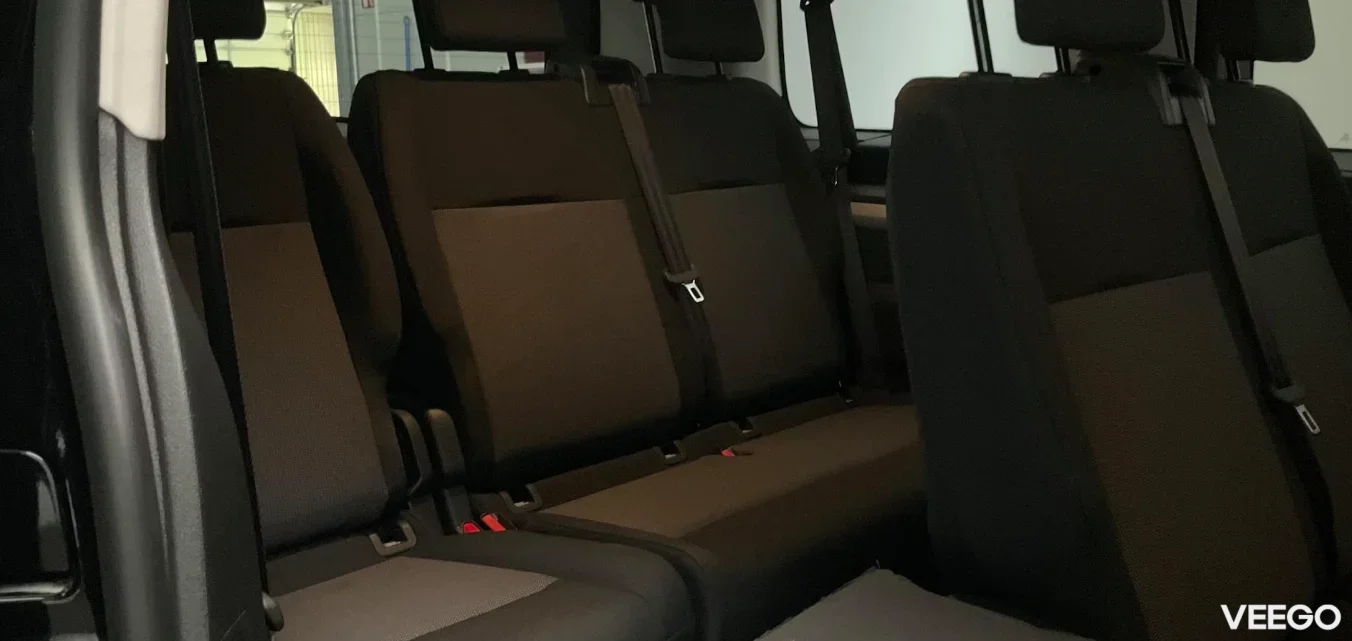 Opel Vivaro 9-kohaline 0.0 57kW